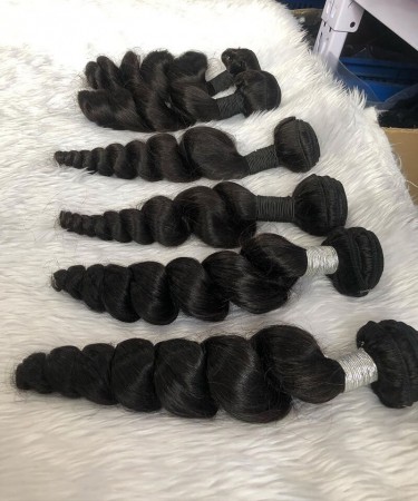 Loose Wave Human Hair Four Bundles With 5x5 Lace Closure 1 pieces /Set 5x5 Lace Closure With Four Loose Wave Human Hair Bundles